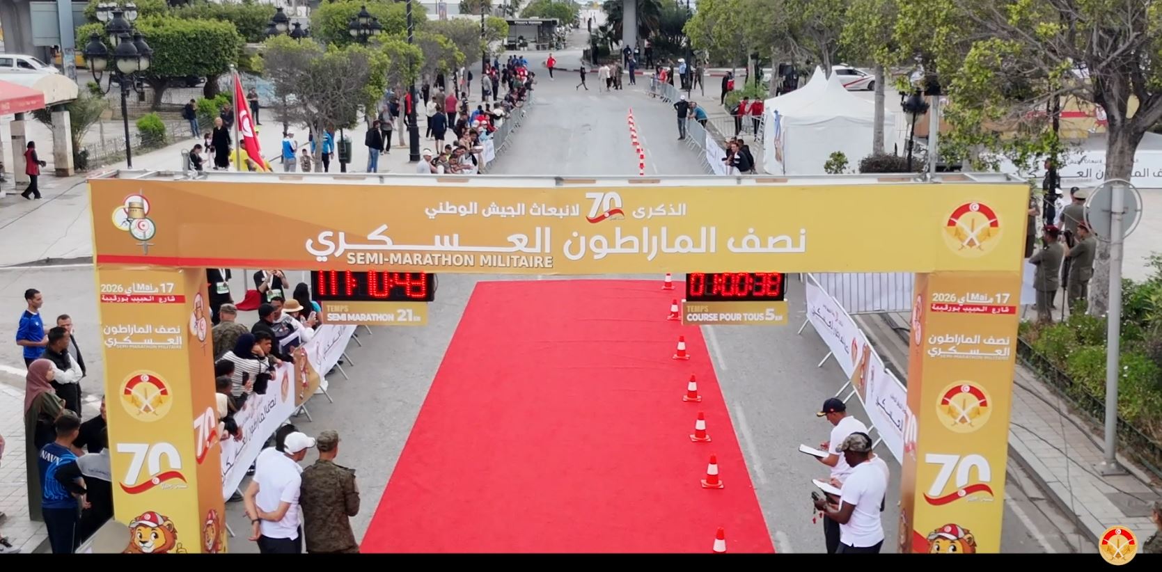 وزير الدّفاع الوطني يُعطي إشارة انطلاق سباق نصف الماراطون العسكري